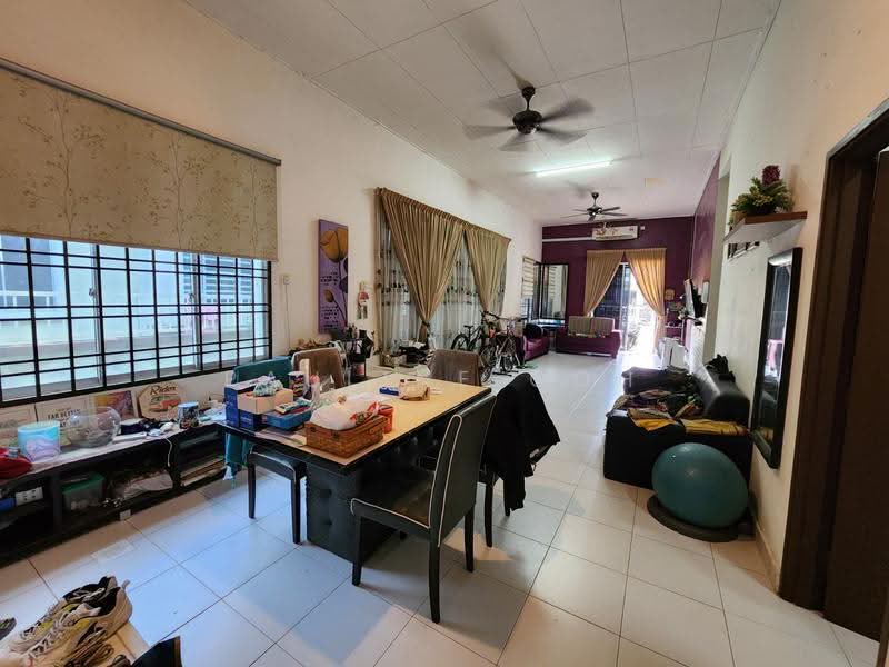 Rumah Kluster untuk Dijual di Taman Kota Masai (Pasir Gudang) - Pauline Goh - Living Room - PropertyGuru.com.my