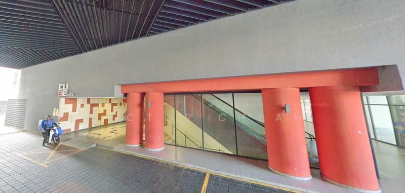 Shop for Sale in Seri Kembangan (Selangor) - Hector Cheah - Entrance - PropertyGuru.com.my