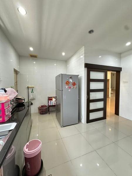 Bungalow House untuk Dijual di Taman Bukit Juru (Juru) - Anson Low - Kitchen - PropertyGuru.com.my