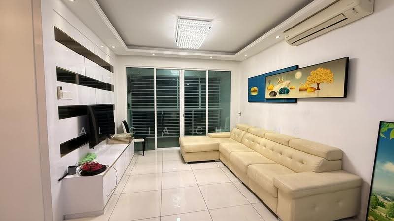 Kediaman Servis untuk Disewa di V Residence 3 @ Sunway Velocity - Alicia Choong - Living Room - PropertyGuru.com.my