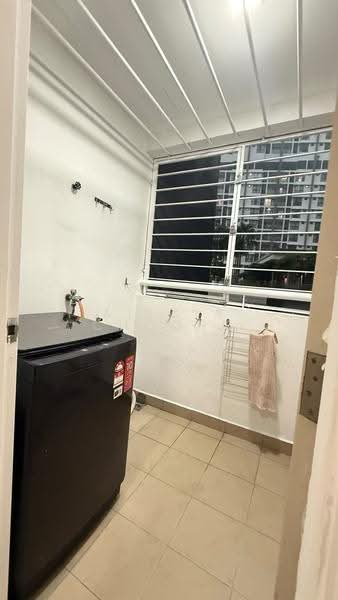 Kediaman Servis untuk Disewa di V Residence 3 @ Sunway Velocity - Alicia Choong - Balcony - PropertyGuru.com.my