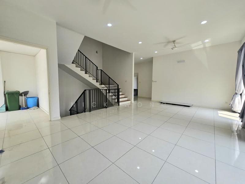 Rumah Berkembar untuk Dijual di Bandar Sungai Long (Selangor) - Nick Wong - PropertyGuru.com.my