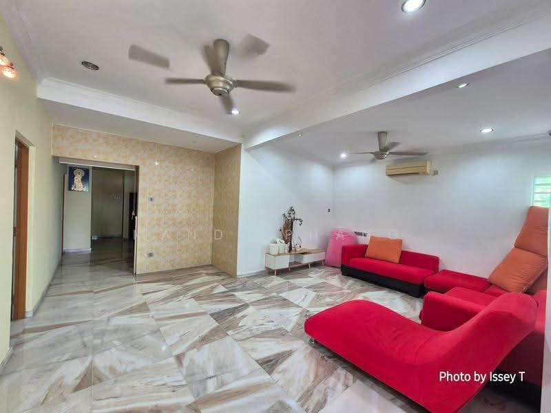 1-storey Terraced House for Rent in Gunung Rapat (Ipoh) - Mandy Phang - Living Room - PropertyGuru.com.my