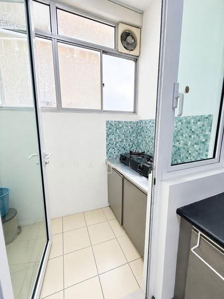 Service Residence for Rent at Southbank Residence - Adam Lim - Kitchen - PropertyGuru.com.my