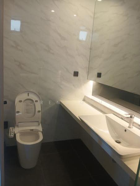 Kediaman Servis untuk Disewa di City of Dreams - Irene Goh - Bathroom - PropertyGuru.com.my