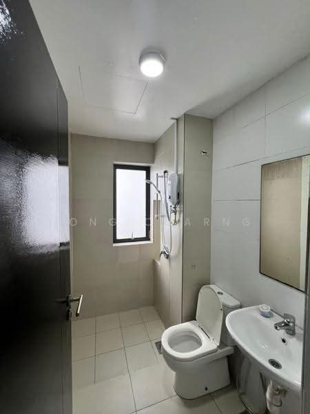 Kediaman Servis untuk Disewa di Residences @ 1 Tebrau - Hong Charng Lee - Bathroom - PropertyGuru.com.my