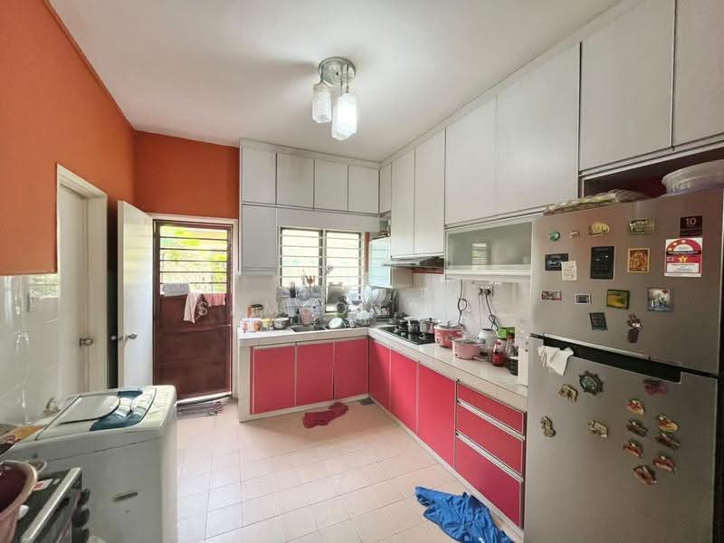 2-storey Terraced House for Sale in Saujana Rawang (Rawang) - Samson Lee - Kitchen - PropertyGuru.com.my
