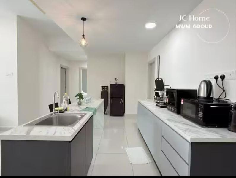 Service Residence for Sale at Southkey Mosaic - Arshad . - Kitchen - PropertyGuru.com.my