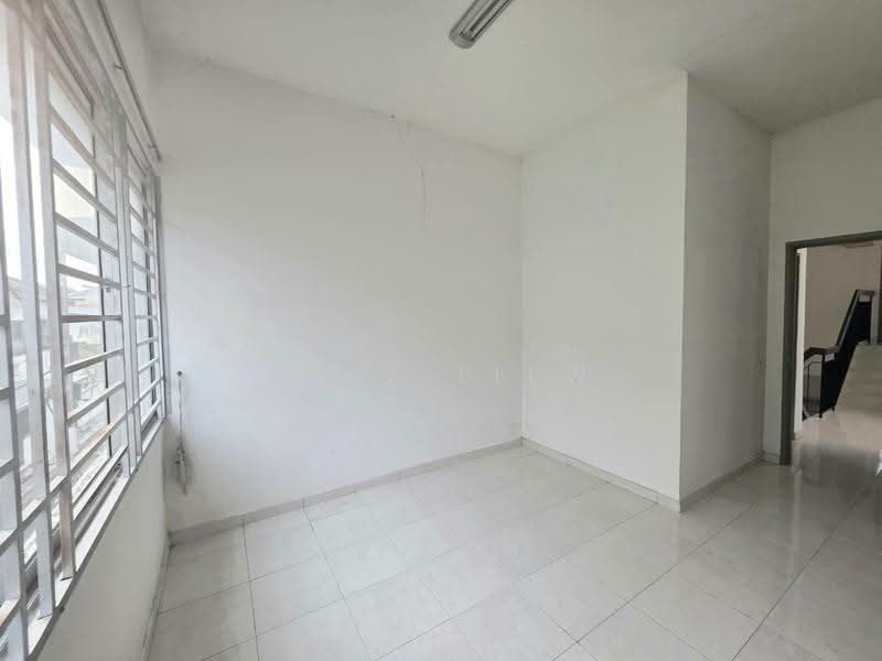 Rumah Teres 2-Tingkat untuk Dijual di Setia Tropika (Johor Bahru) - Junz Liew - PropertyGuru.com.my