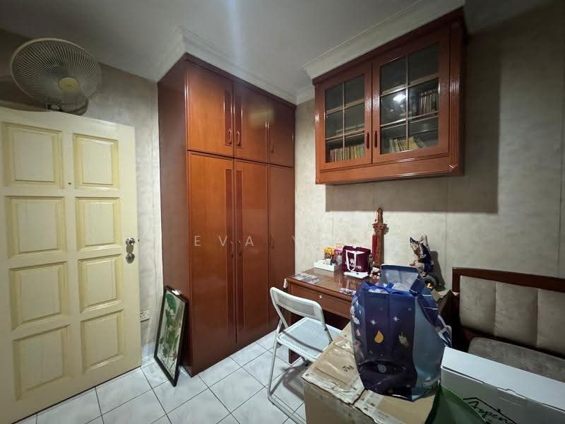 2-storey Terraced House for Sale in Taman Perling (Perling) - Eva Yeo - Study - PropertyGuru.com.my