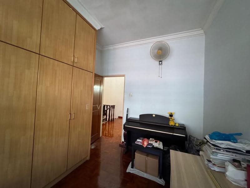 2-storey Terraced House for Sale in Taman Perling (Perling) - Eva Yeo - PropertyGuru.com.my