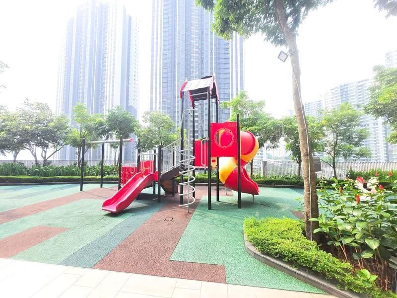 Service Residence for Sale at Serviced Residence @ Fera Residence @ The Quartz WM - Zul Syafiq - Exterior - PropertyGuru.com.my