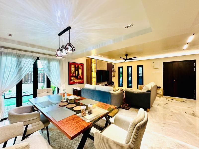 Rumah Teres 2-Tingkat untuk Dijual di Bandar Damai Perdana (Cheras) - Nick Wong - Living Room - PropertyGuru.com.my