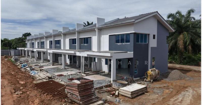 2-storey Terraced House for Sale in Klang (Selangor) - Kartini Khairi - Exterior - PropertyGuru.com.my