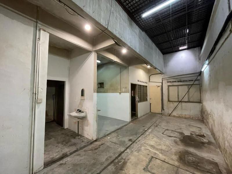 Kedai untuk Disewa di Skudai (Johor) - Joey Tay - Interior - PropertyGuru.com.my