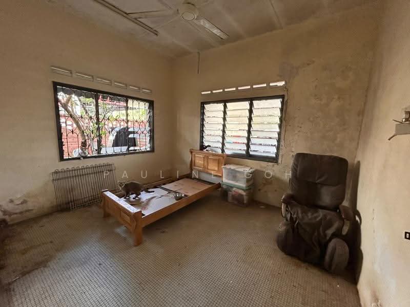 Rumah Berkembar untuk Dijual di Taman Sri Tebrau (Johor Bahru) - Pauline Goh - Bedroom - PropertyGuru.com.my