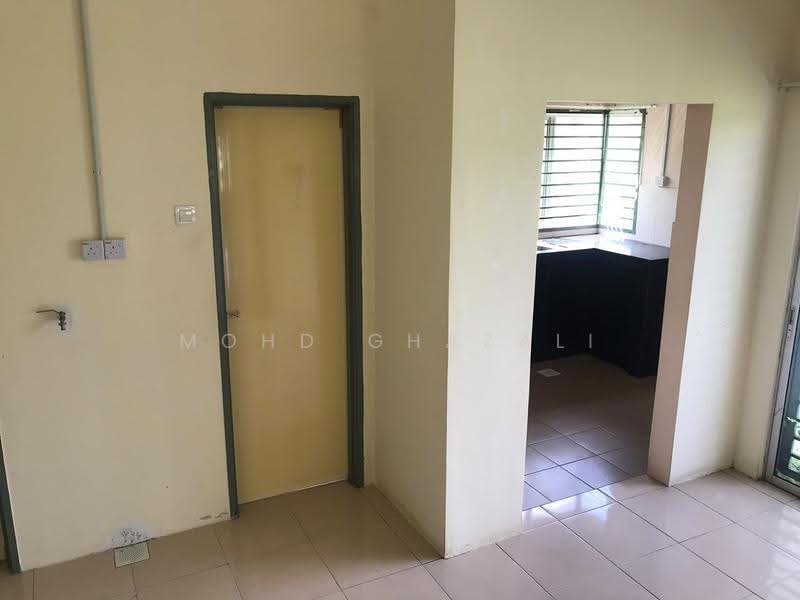 Semi-Detached House for Sale in Dengkil (Selangor) - Mohd Ghazali - PropertyGuru.com.my