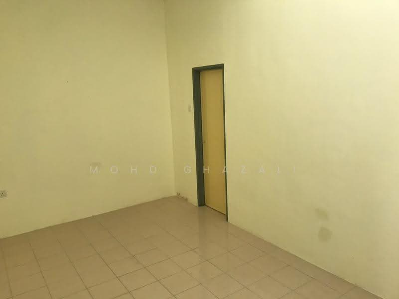 Semi-Detached House for Sale in Dengkil (Selangor) - Mohd Ghazali - PropertyGuru.com.my