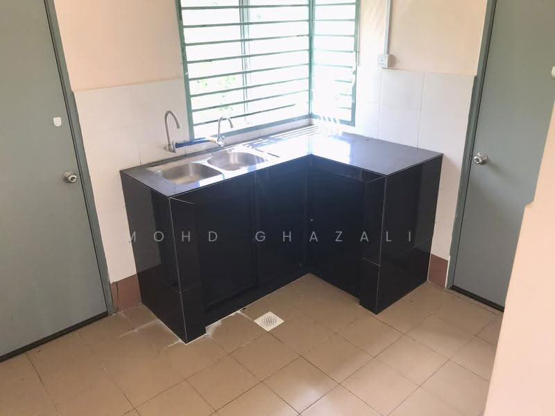 Semi-Detached House for Sale in Dengkil (Selangor) - Mohd Ghazali - PropertyGuru.com.my