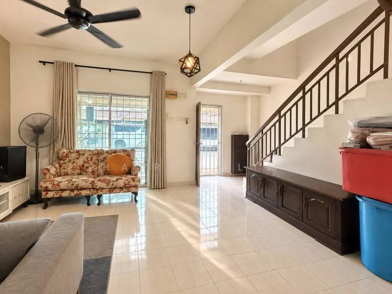 Rumah Teres 2-Tingkat untuk Dijual di Bandar Saujana Putra (Tanjong Duabelas) - Hairi Halim - PropertyGuru.com.my