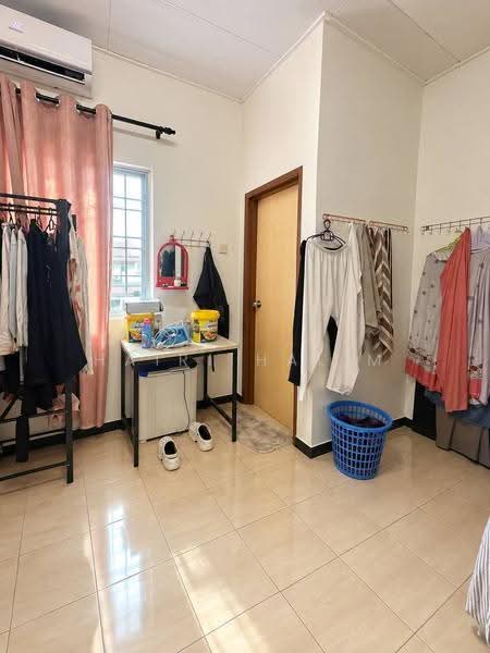 Rumah Teres 2-Tingkat untuk Dijual di Bandar Saujana Putra (Tanjong Duabelas) - Hairi Halim - PropertyGuru.com.my