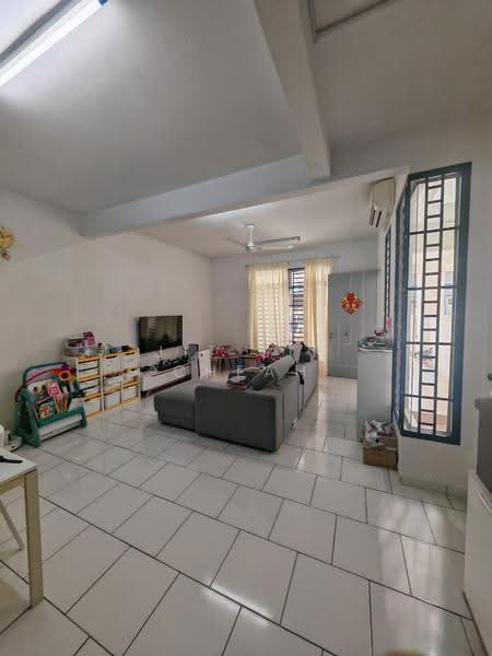 Rumah Teres 2-Tingkat untuk Dijual di Bukit Indah (Iskandar Puteri (Nusajaya)) - Jit Sin Cheah - Living Room - PropertyGuru.com.my