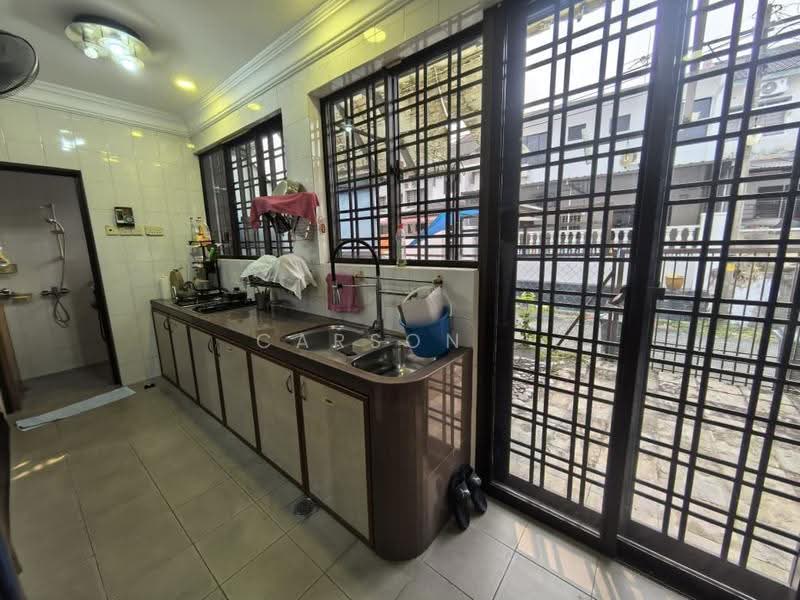 2-storey Terraced House for Sale in Johor Bahru (Johor) - Carson . - Kitchen - PropertyGuru.com.my