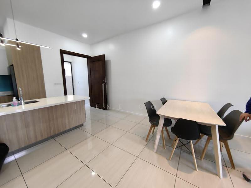 Condominium for Rent at Queens Residences Q1 @ Queens Waterfront - Irene Goh - Kitchen - PropertyGuru.com.my