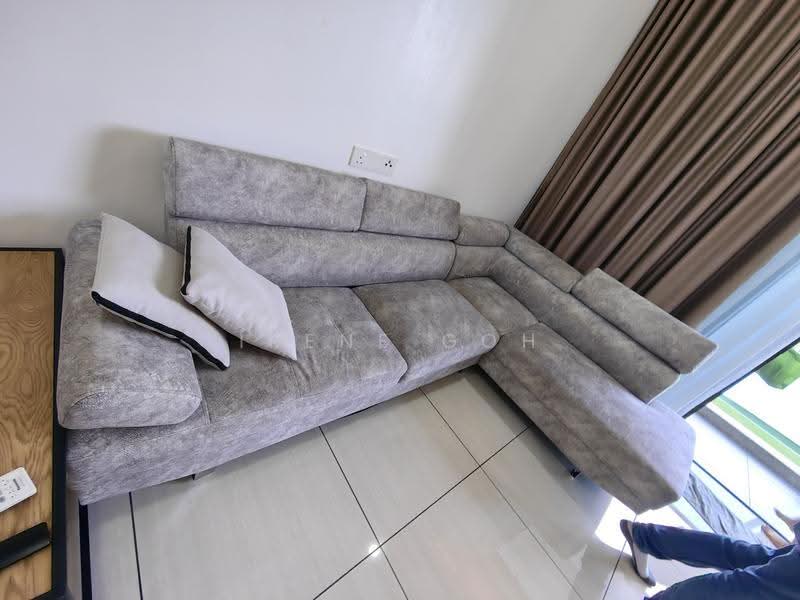 Condominium for Rent at Queens Residences Q1 @ Queens Waterfront - Irene Goh - Living Room - PropertyGuru.com.my