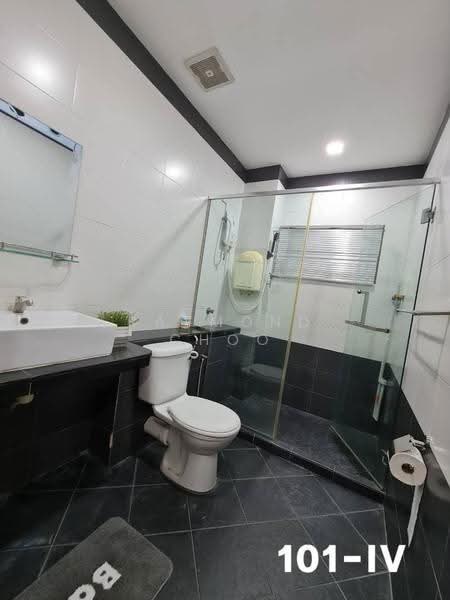 2-storey Terraced House for Rent in Bandar Bukit Tinggi (Klang) - Raymond Choo - Bathroom - PropertyGuru.com.my