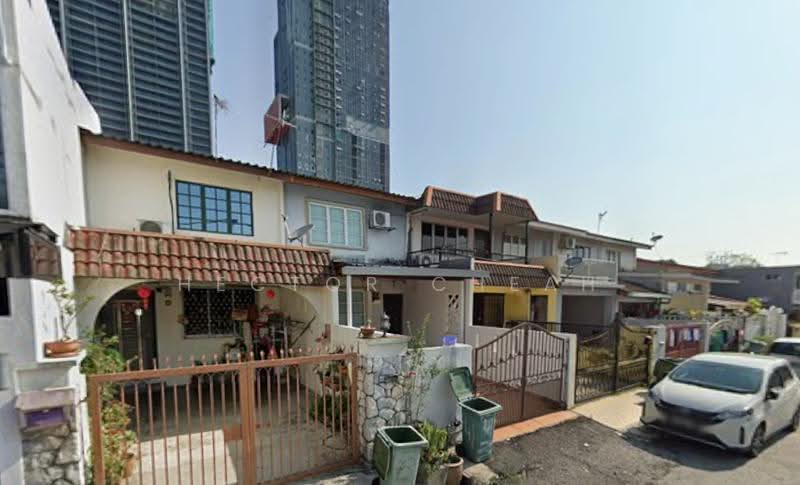 2-storey Terraced House for Sale in Sri Petaling (Kuala Lumpur) - Hector Cheah - Exterior - PropertyGuru.com.my