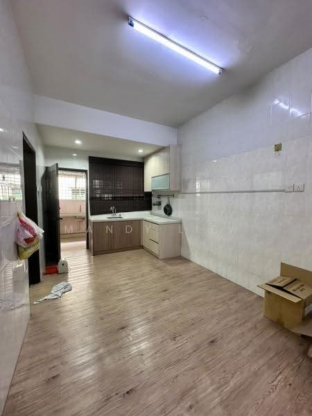Rumah Teres 2-Tingkat untuk Dijual di Taman Nanyang (Batu) - Mandy Liew - Kitchen - PropertyGuru.com.my