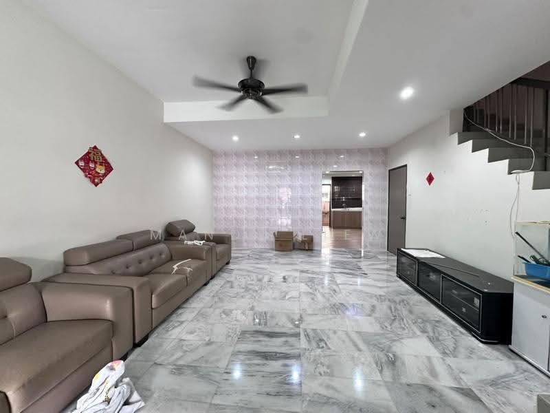 Rumah Teres 2-Tingkat untuk Dijual di Taman Nanyang (Batu) - Mandy Liew - Living Room - PropertyGuru.com.my