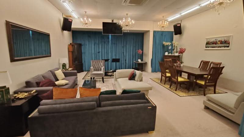 Shop / Office for Rent in Taman Gaya (Ulu Tiram) - Eddie Lai - Living Room - PropertyGuru.com.my