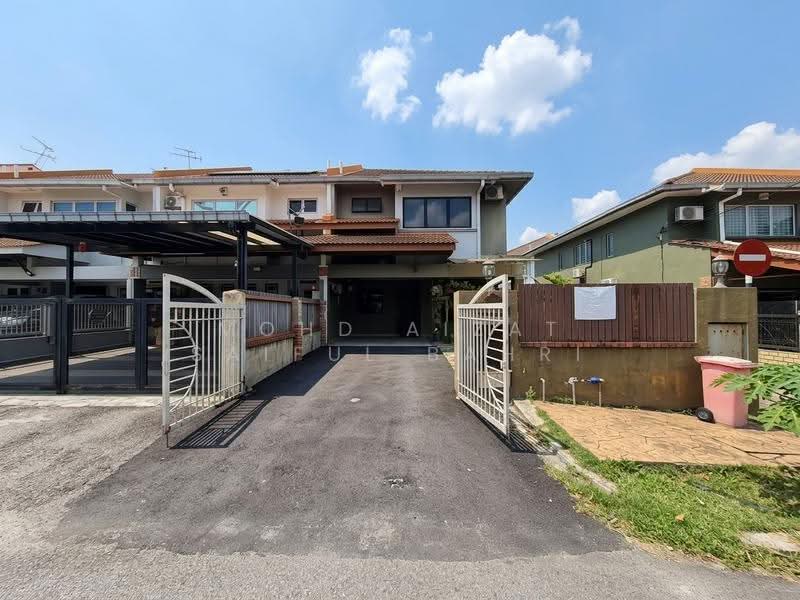 Rumah Teres untuk Dijual di Seksyen 5 (Kota Damansara) - Mohd Aizat Saiful Bahri - Exterior - PropertyGuru.com.my