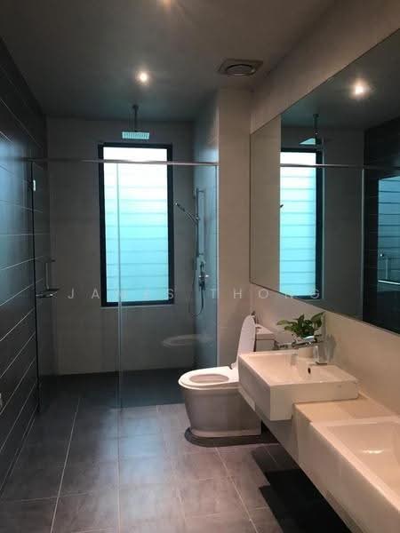 Rumah Bandar untuk Dijual di Sunway Spk (Kuala Lumpur) - James Thong - Bathroom - PropertyGuru.com.my