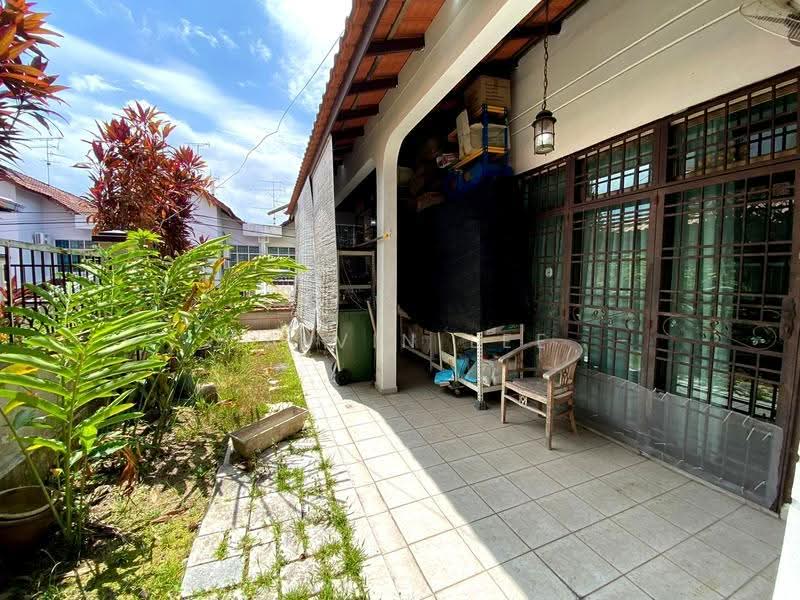 Rumah Berkembar untuk Dijual di Taman Impian Emas (Skudai) - Calvin Lee - Exterior - PropertyGuru.com.my