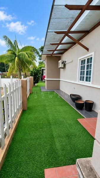 Bungalow House for Sale in Lavender Heights (Senawang) - Khairul Idzwan - Exterior - PropertyGuru.com.my