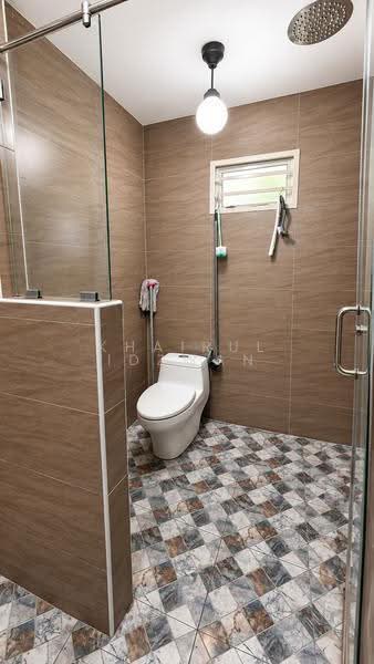 Bungalow House for Sale in Lavender Heights (Senawang) - Khairul Idzwan - Bathroom - PropertyGuru.com.my