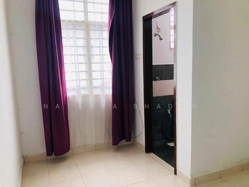 2-storey Terraced House for Sale in Bandar Puncak Alam (Puncak Alam) - Natasha Shadan - Bathroom - PropertyGuru.com.my