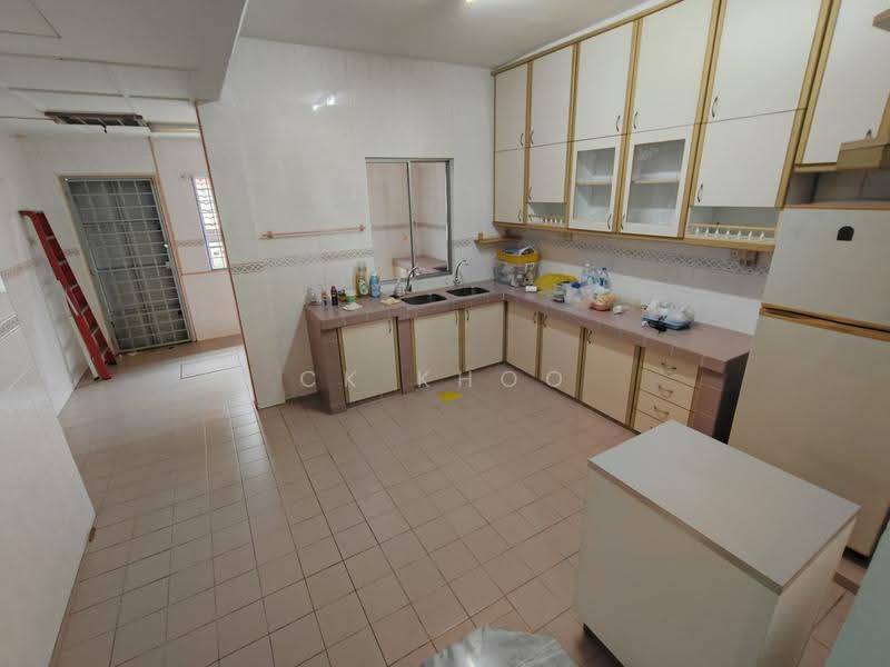 Rumah Teres 2-Tingkat untuk Dijual di Taman Bukit Angsana (Cheras) - CK Khoo - Kitchen - PropertyGuru.com.my