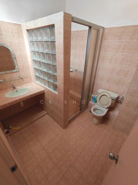 Rumah Teres 2-Tingkat untuk Dijual di Taman Bukit Angsana (Cheras) - CK Khoo - Bathroom - PropertyGuru.com.my