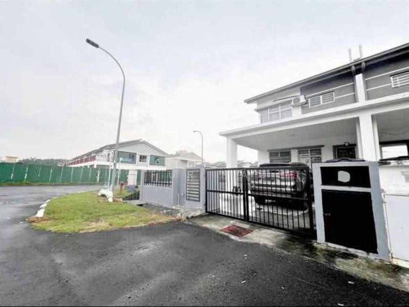 2-storey Terraced House for Sale in Telok Panglima Garang (Selangor) - Zaffur Nazri - Exterior - PropertyGuru.com.my