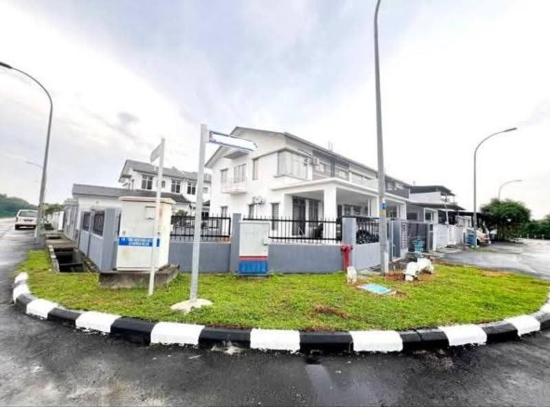 2-storey Terraced House for Sale in Telok Panglima Garang (Selangor) - Zaffur Nazri - Exterior - PropertyGuru.com.my