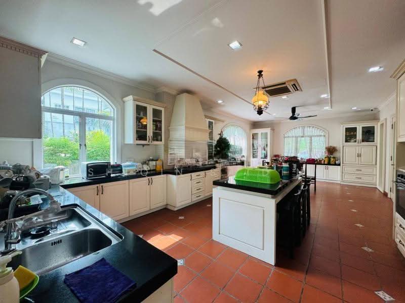 Bungalow House for Sale in SS19 (Subang Jaya) - Shiqin Saidin - Kitchen - PropertyGuru.com.my