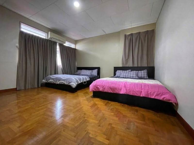 Bungalow House untuk Dijual di Bukit Bendera (Ayer Itam) - Anson Low - Bedroom - PropertyGuru.com.my
