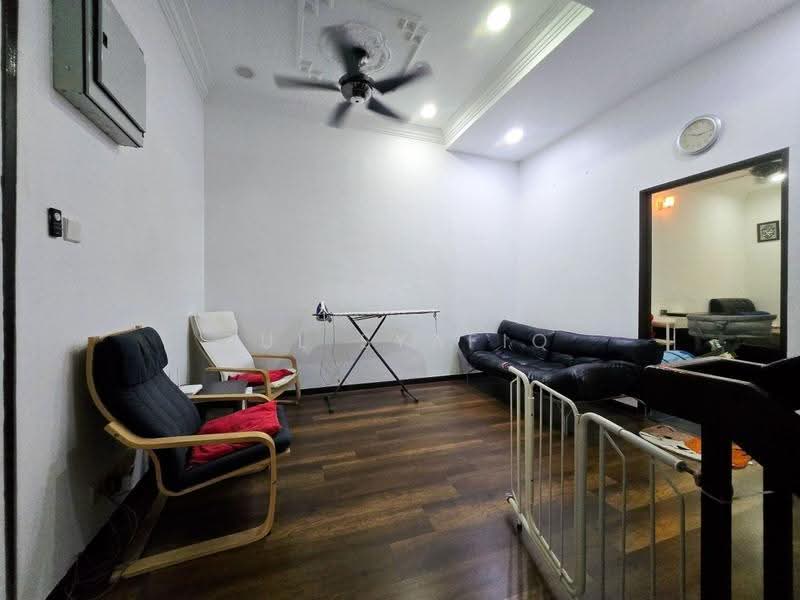 3-storey Terraced House for Sale in Ampang (Selangor) - Zul Syafiq - Living Room - PropertyGuru.com.my