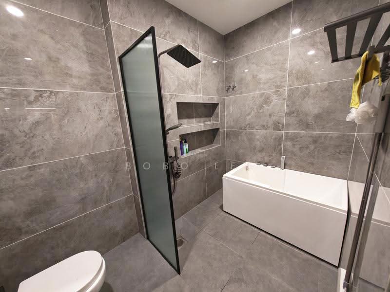 Rumah Teres untuk Dijual di Happy Garden (Kuchai Lama) - Bobo Lee - Bathroom - PropertyGuru.com.my