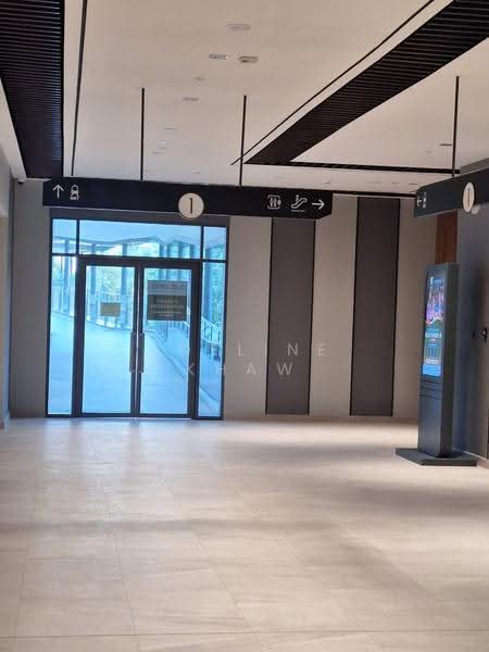 Retail Space untuk Disewa di Kota Damansara (Selangor) - Adeline Khaw - Entrance - PropertyGuru.com.my