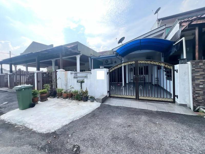 Rumah Teres 1-Tingkat untuk Dijual di Taman Ria (Kajang) - Zaffur Nazri - Exterior - PropertyGuru.com.my